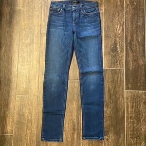 JOE’S women’s denim blue jeans, straight leg size 25